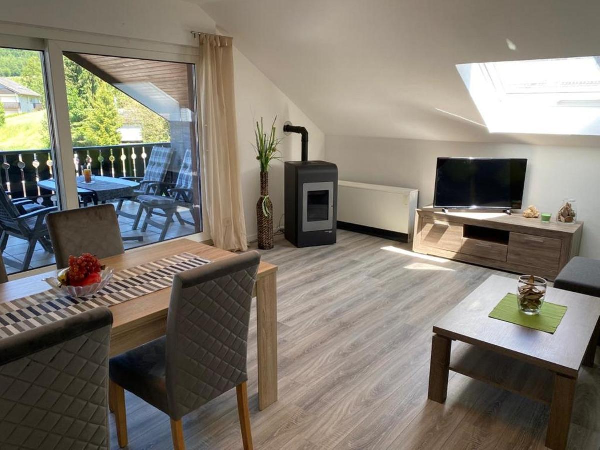 Ferienwohnung Frieda Mit Ueberdachtem Balkon Winterberg Exterior foto